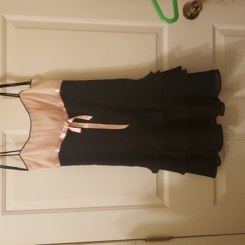 Zum Zum dress by Nike Livas size 3-4